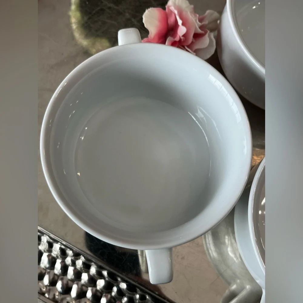 Williams Sonoma Set Of 3 Essential White Double Handled Soup/Cream Bowls 4 3/4